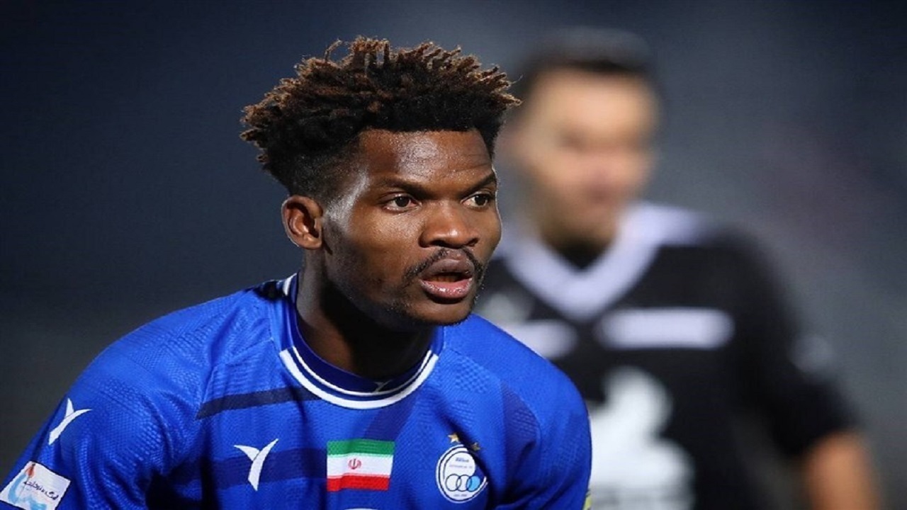 روند کُند مذاکرات استقلال با یک بازیکن