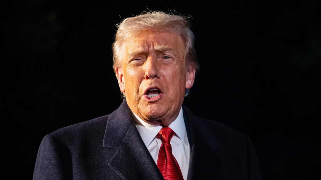 میان‌برهای مالی ترامپ برای پرداخت حقوق کارمندان دولت