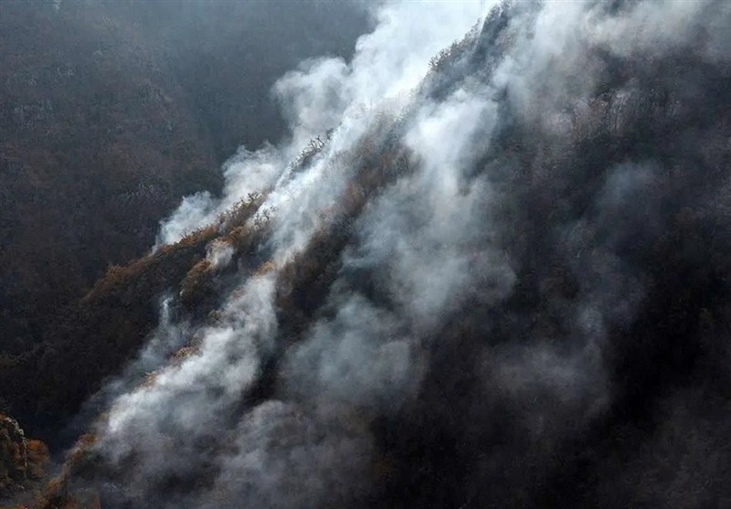 این پشت بازو نشان دادن توهین به مردم است!