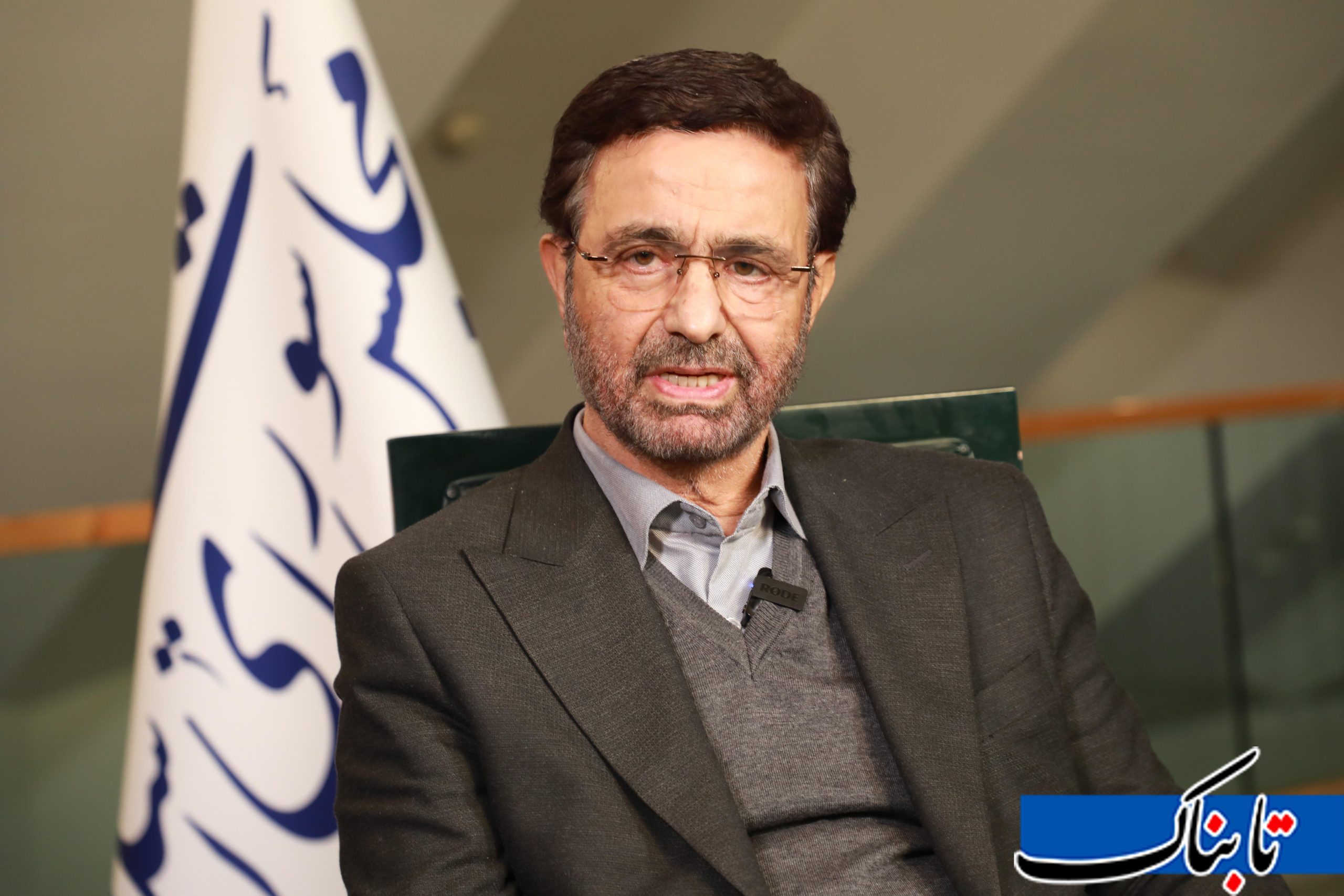 دولت پاسخگوی خواسته صنفی بازاریان و مطالبات مردم باشد/هماهنگی با سیاست‌های ترامپ دشوار است/افسارگسیختگی در بازار ارز قابل قبول نیست