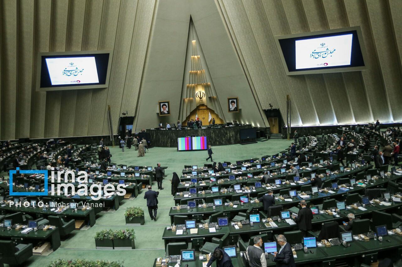 تصویب افزایش ۱۰۰ هزار میلیارد تومانی اعتبار تسهیلات ازدواج و فرزندآوری برای سال ۱۴۰۵