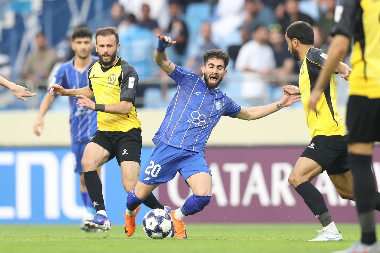 استقلال صفر – الحسین یک؛ شکست در شب فرصت‌سوزی آسانی/ امید استقلال کم شد