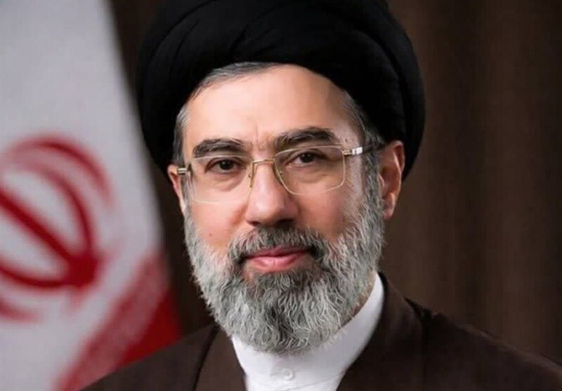 دشمنان بدانند با انتخاب رهبر جدید ذر‌ه ای از مسیر عزت کوتاه نمی‌آییم/ آقا مجتبی با تسلط، کشور را از این پیچ تاریخی عبور می‌دهند